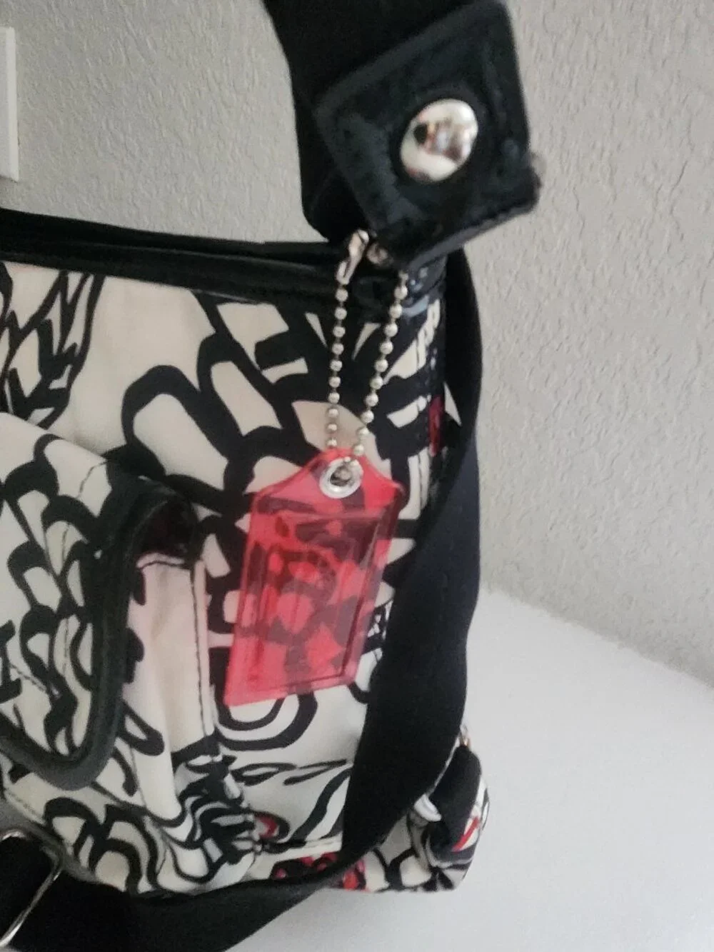 Euc Coach Poppy Graffitti Floral Shoulder Bag Purse